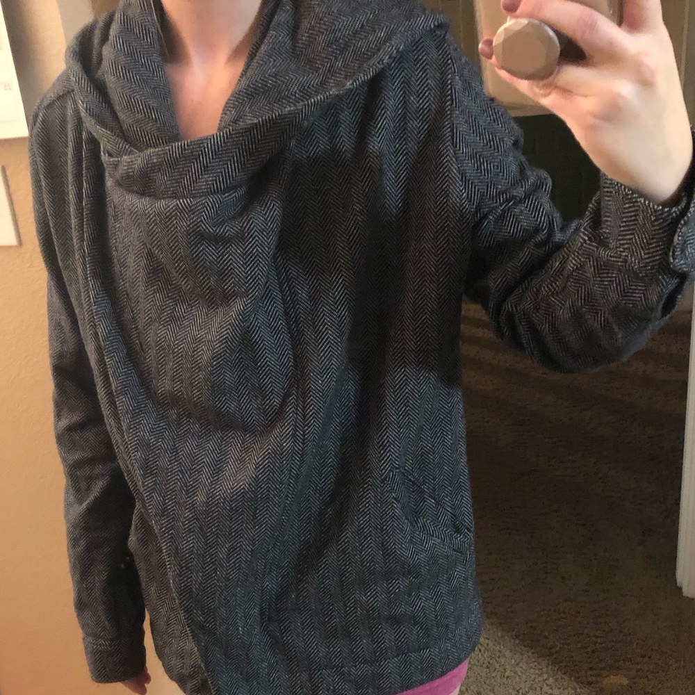 Hurley sweater!
